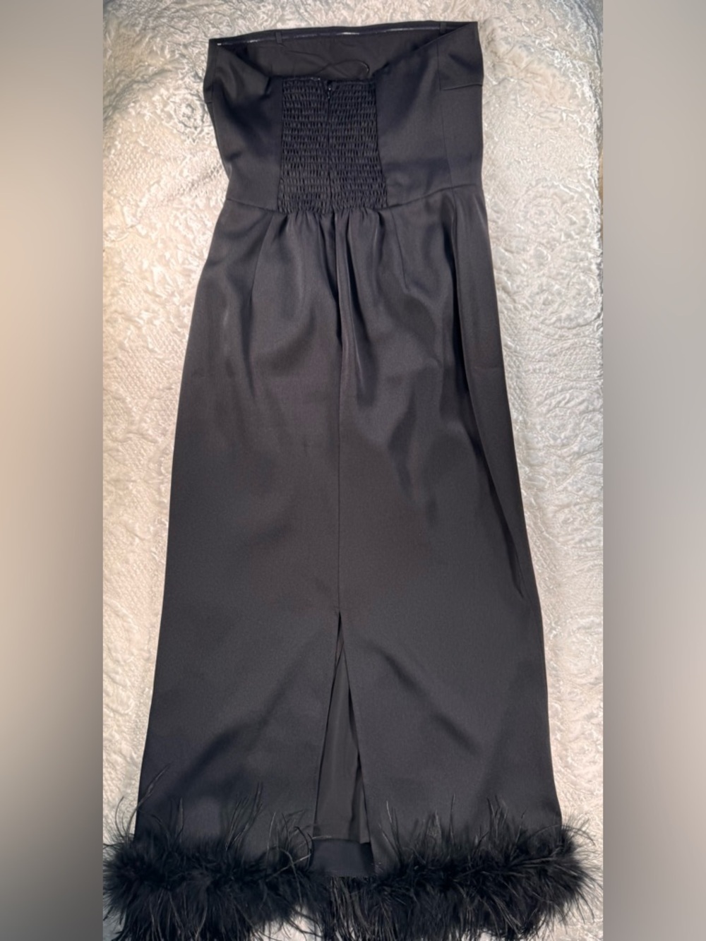 Lucy Paris Strapless Black Feather-Hem Midi Dress *no straps but not necessary - Picture 5 of 5